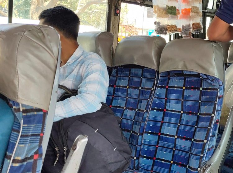 लोकल बसों में सन्नाटा, लग्जरी बसों में लूट, होली से पहले किराया आसमान पर