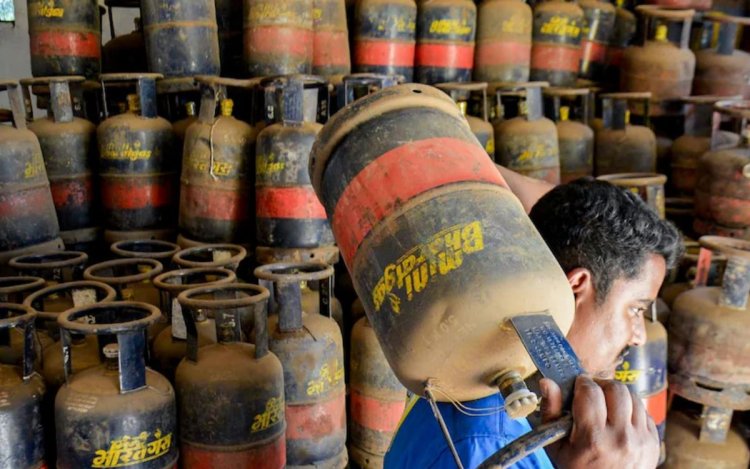 LPG संकट, कई राज्यों में कॉमर्शियल गैस सप्लाई प्रभावित, होटल-रेस्टोरेंट पर संकट