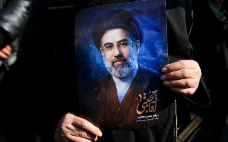 ईरान को मिला नया सुप्रीम लीडर? मुजतबा खामेनेई के नाम से मिडिल ईस्ट में हलचल