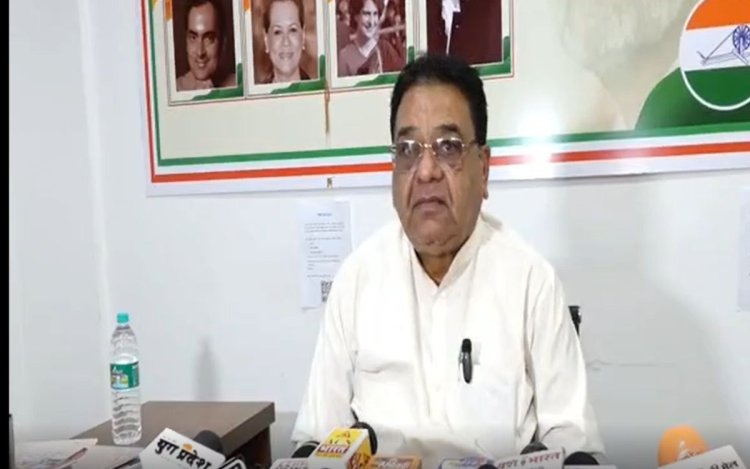 पेंशन और जनकल्याण योजनाओं को लेकर सरकार पर बरसे मुकेश नायक