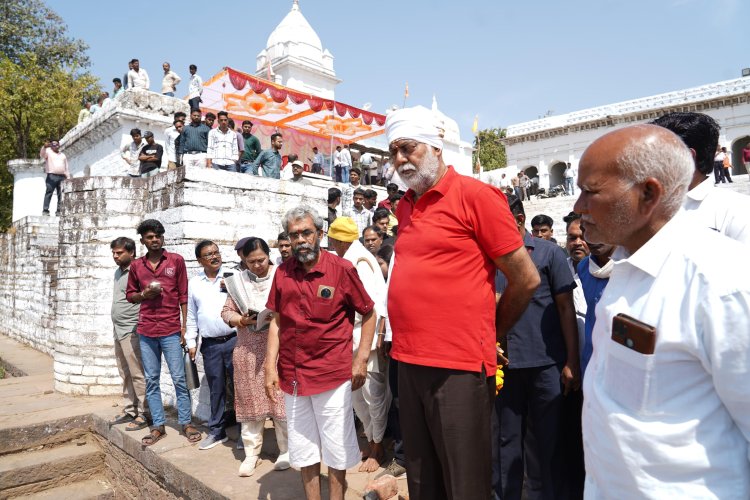 संगम घाट पर स्वच्छता अभियान, मंत्री प्रहलाद पटेल ने दिया जल संरक्षण का संदेश