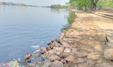 Exclusive:पिचिंग के नाम पर सिमटता शहर का छोटा तालाब, प्रशासन की मंशा पर सवाल