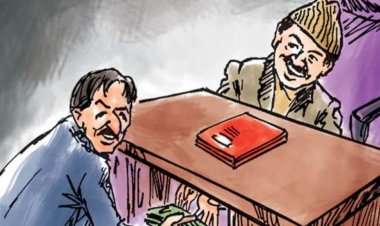 लोकायुक्त ने रेंजर और क्लर्क को रिश्वत लेते पकड़ा