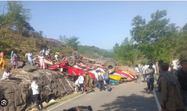 जम्मू के उधमपुर में सड़क हादसा,16 की मौत, 20 घायल