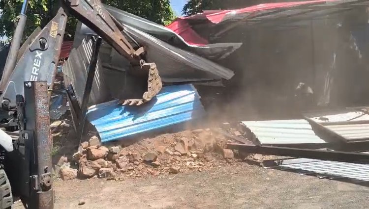 Bhopal: बड़ा तालाब क्षेत्र में अतिक्रमण पर एक्शन मोड में प्रशासन, फार्म हाउस समेत अवैध ढांचे ध्वस्त