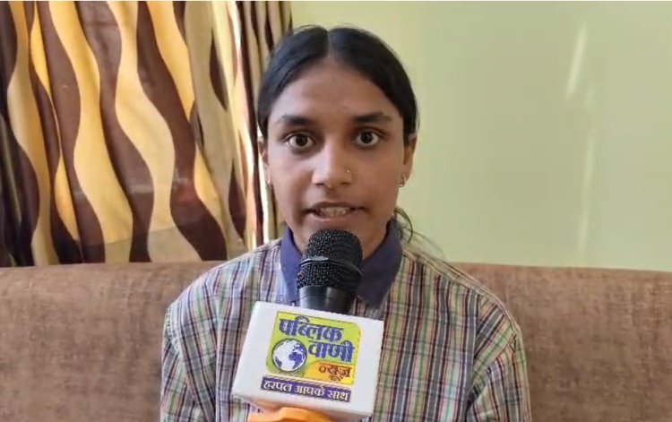 BHOPAL:कारपेंटर की बेटी बनी स्टेट टॉपर, झुग्गी में रहकर हासिल किए 494 अंक, अब सेना में अफसर बनने का सपना