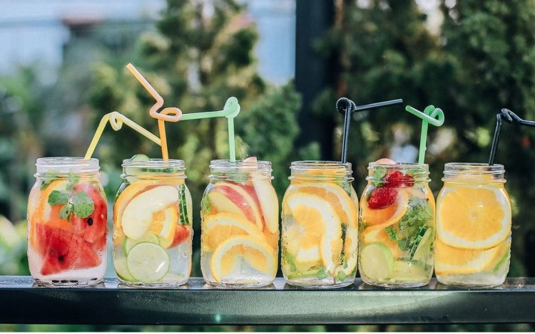 तेज गर्मी से राहत: 5 मिनट में बनाएं देसी ठंडे ड्रिंक, पेट और शरीर दोनों रहेंगे कूल