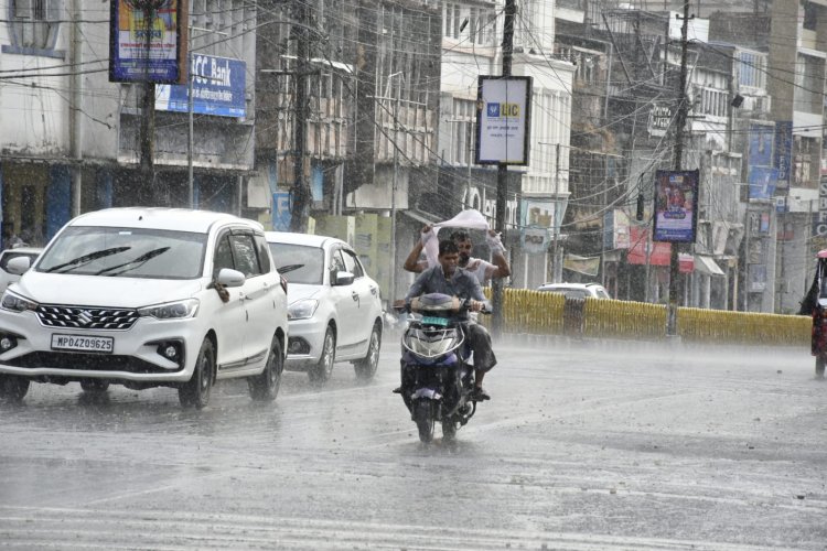 MPWeather:भीषण गर्मी के बीच बदलेगा मौसम, MP के कई जिलों में आज होगी बारिश