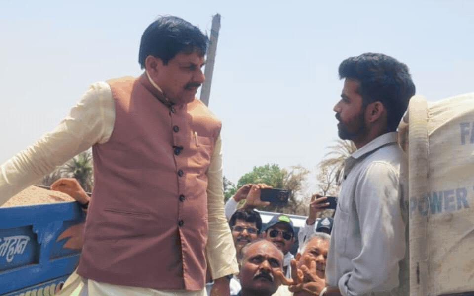 MPNews: सीएम अचानक पहुंचे उपार्जन केंद्र,गेहूं खरीदी की तारीख 23 मई तक बढ़ी