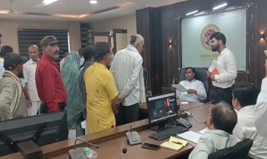 रीवा कलेक्टर ने दिया अल्टीमेटम, तहसीलदारों को किया टाइट, रीडर और सहायक वर्ग-3 को सस्पेंड किया