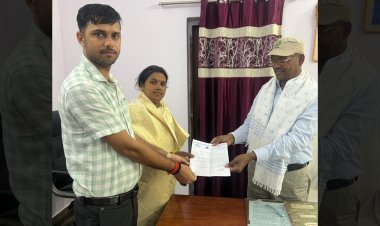 पेयजल संकट को लेकर जनपद सदस्य और अध्यक्ष ने सीईओ को सौंपा ज्ञापन