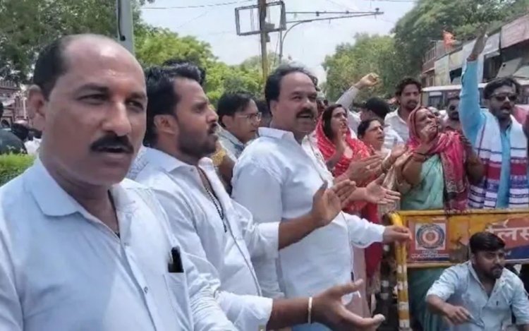 BJP नेता का चालानी कार्रवाई से बचने के लिए हंगामा, सब-इंस्पेक्टर पर रौब दिखाया, सच आया सामने