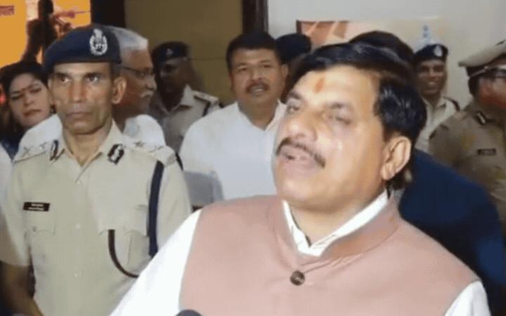 भोपाल में 101 पुलिस अधिकारी-कर्मचारी सम्मानित, CM मोहन यादव बोले- जवानों के आवास की होगी व्यवस्था