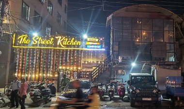 रीवा का स्ट्रीट किचन बंद, जोमैटो से मंगाई वेज बिरयानी में निकला कीड़ा