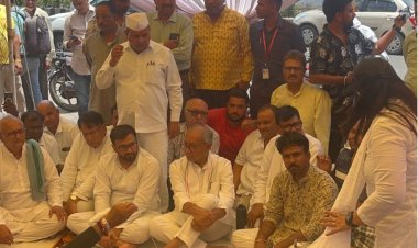 कांग्रेस का लोकतंत्र बचाओ सत्याग्रह, दिग्विजय ने EC और राम मंदिर ट्रस्ट पर उठाए सवाल