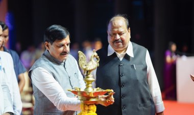 भोपाल में 'सशक्त उद्यमी-समृद्ध मध्यप्रदेश' समिट का शुभारंभ, CM मोहन यादव बोले- प्रदेश निवेश और रोजगार का नया केंद्र बन रहा