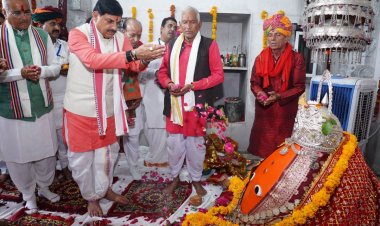 जल गंगा संवर्धन अभियान का समापन: CM ने विकास कार्यों का किया लोकार्पण, दिव्यांगजनों को दी ट्राइसाइकिल