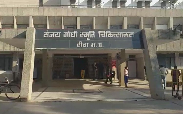 6 साल की मासूम से बड़े पापा ने की दरिंदगी, संजय गांधी अस्पताल के ICU में भर्ती