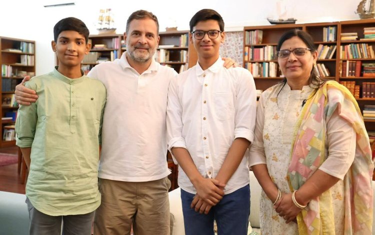 राहुल गांधी ने की छात्र सार्थक सिद्धांत से मुलाकात, CBSE OSM सिस्टम पर उठाए सवाल