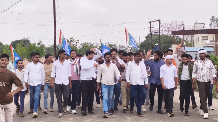 नीट पेपर लीक, नामांकन रद्द व कॉलेज अव्यवस्था पर NSUI ने सौंपा ज्ञापन