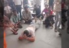 13 साल से सड़क का इंतजार, मांग पूरी न होने पर कलेक्ट्रेट में दंडवत लेटे सरपंच पति