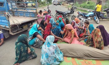 सिलवानी में करंट लगने से युवक की मौत, गुस्साए परिजनों ने स्टेट हाईवे-44 पर लगाया जाम