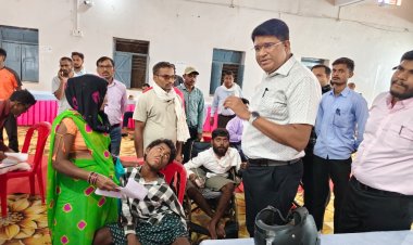 Mauganj में 104 दिव्यांगजनों को मिले सहायक उपकरण, कलेक्टर की पहल से मिला आत्मनिर्भरता का संबल