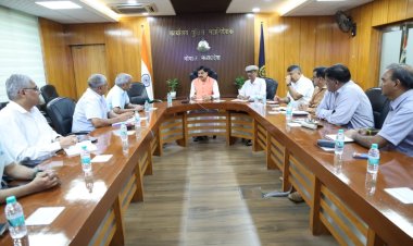 CM डॉ. मोहन यादव ने PHQ में की वरिष्ठ अधिकारियों के साथ बैठक, पुलिस भर्ती और प्रमोशन पर हुई चर्चा