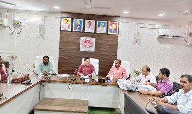 मऊगंज में अंतिम मतदाता सूची प्रकाशित, राजनीतिक दलों को सौंपी गई प्रतियां