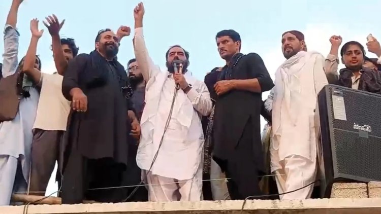 PoK Protest 2026: शौकत नवाज़ मीर की गिरफ्तारी के बाद पाकिस्तान के कब्जे वाले कश्मीर में क्यों भड़का आंदोलन?