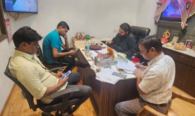 इंदौर में उमापति इंडस्ट्रीज पर खाद्य सुरक्षा विभाग की बड़ी कार्रवाई, 450 किलो लो फैट पनीर जब्त