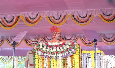 भोपाल में 47 पुलिसकर्मियों और होमगार्ड जवानों को पदक, CM मोहन यादव ने किया सम्मानित