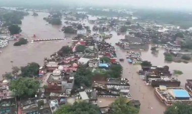 MP में बाढ़ जैसे हालात, चित्रकूट में 30 फीट उफनी मंदाकिनी; एयरफोर्स ने 700 लोगों को किया रेस्क्यू , CM लेंगे राहत शिविरों का जायजा