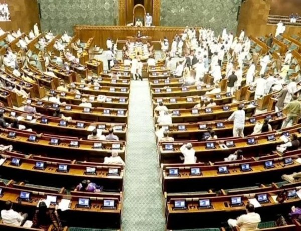 संसद में आज FCRA Amendment Bill 2026 पेश होने की संभावना, NEET Paper Leak पर विपक्ष का हंगामा जारी