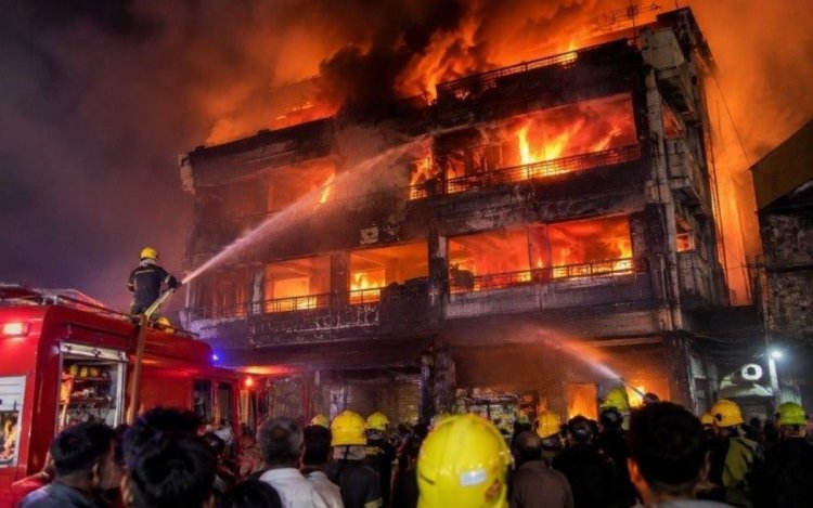 कोलकाता के होटल में आग, 9 की मौत, 6 घायल