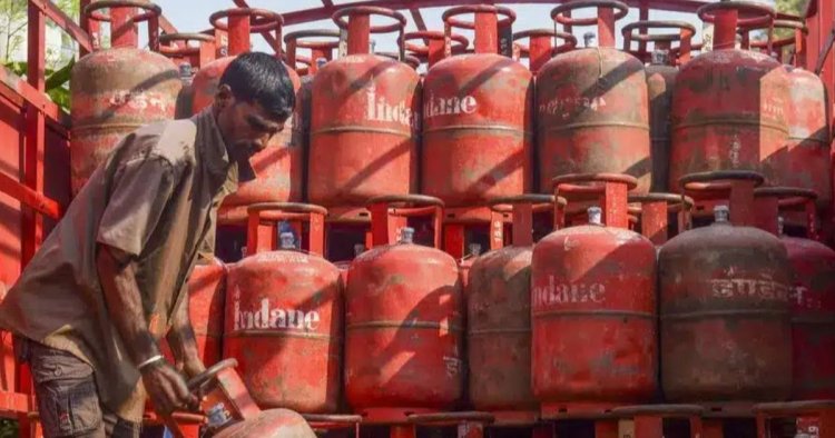 LPG Cylinder Price : शुगर के बाद क्या LPG के भी बढ़े दाम? चेक करें आपके शहर का लेटेस्ट रेट?