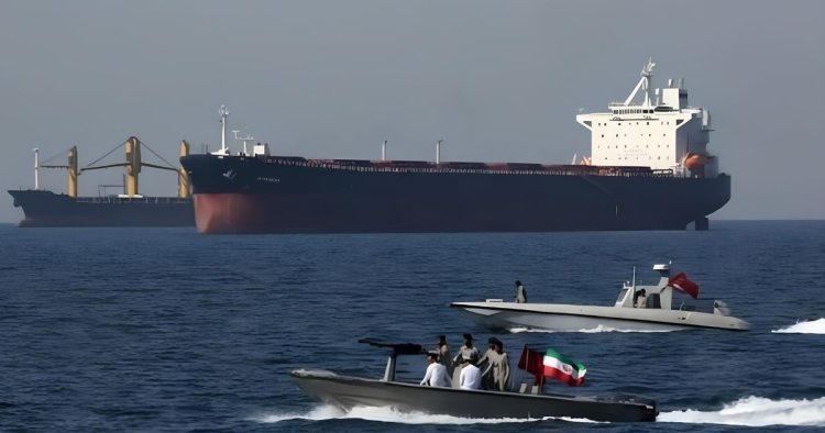 Hormuz New Payment Rules : ईरान वसूलेगा होर्मुज में जहाजों से टैक्स, रियाल और पसंद की करेंसी में देगा सुरक्षा और इंश्योरेंस