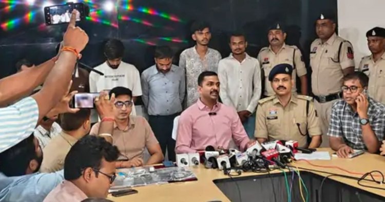 IGKV Paper Leak : IGKV पेपर लीक के बाद 2 परीक्षाएं रद्द, प्राचार्य-मास्टरमाइंड बर्खास्त; अब तक 6 गिरफ्तार
