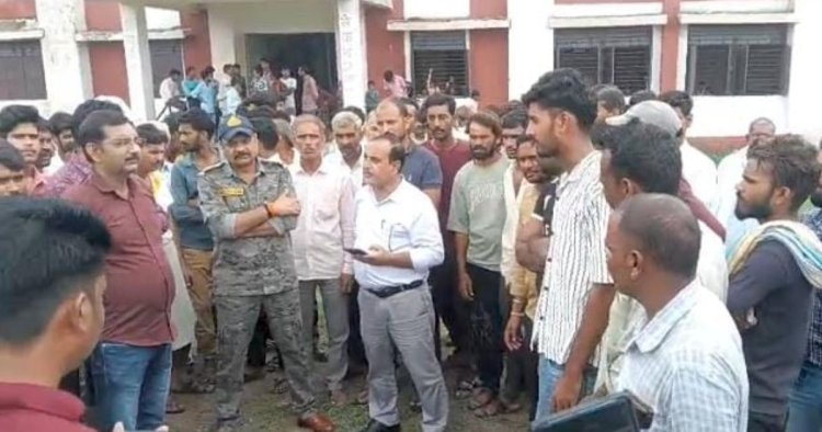 Guna News : यूरिन कांड में 2 अतिथि शिक्षकों की सेवा समाप्त, प्रिंसिपल को नोटिस
