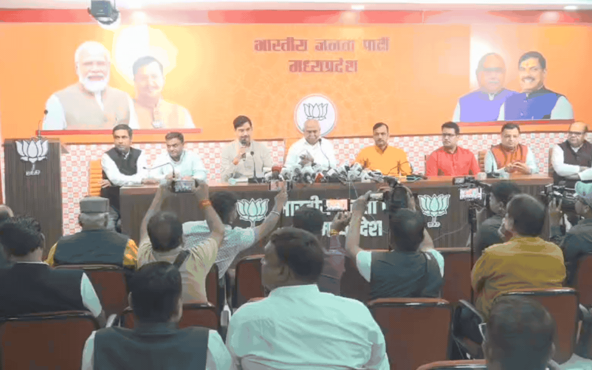 Ranchi में छात्रों पर लाठीचार्ज को लेकर Hemant Khandelwal का Rahul Gandhi पर हमला, CM ने भी की माफी की मांग