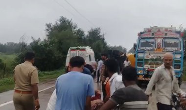 Rewa Accident : रीवा- सीधी मार्ग पर बस की टक्कर, 5 लोगों की दर्दनाक मौत