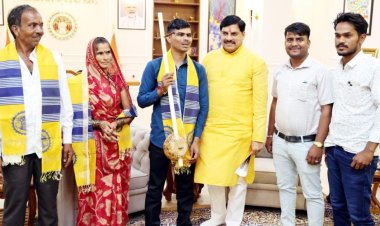 CM meets Sunil Lodhi : सुनील लोधी को मिलेगा मध्य प्रदेश सरकार का प्रोत्साहन, सीएम डॉ. मोहन यादव का ऐलान