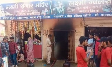 मऊगंज में गैस रिसाव से किराए के मकान में लगी भीषण आग गृहस्थी जलकर खाक