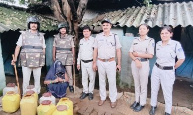 Mauganj में अवैध शराब का बड़ा खेल: थाने से 4 KM दूर महुआ शराब की भट्टियां, 5380 किलो लाहन बरामद