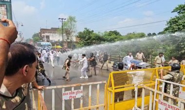 Rewa में यूथ कांग्रेस का प्रदर्शन: पुलिस ने छोड़े आंसू गैस के गोले, वाटर कैनन भी चलाया