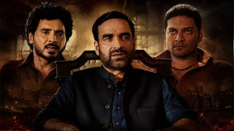 Mirzapur The Movie ने सिनेमाघरों में मचाया भौकाल, दर्शकों की मिली-जुली प्रतिक्रिया; Ravi Kishan की एंट्री बनी चर्चा का विषय