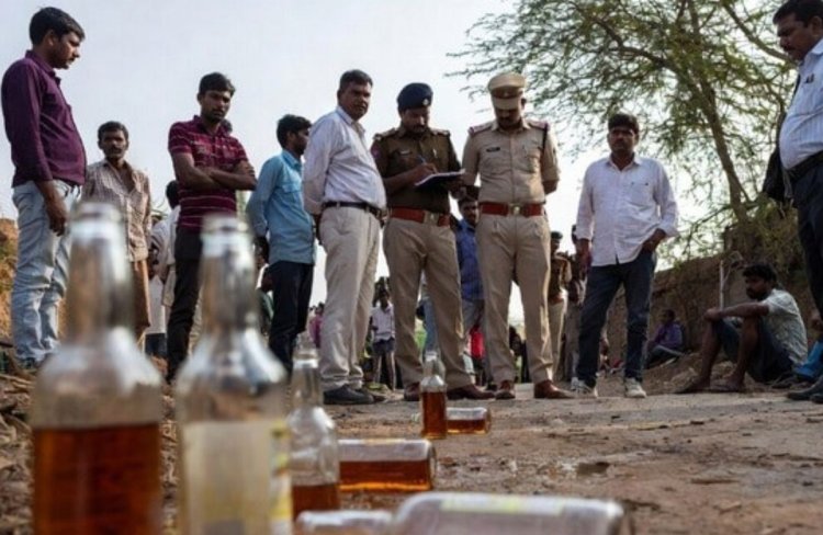 Sagar Spurious Liquor : सागर में जहरीली शराब पीने से 12 की मौत, पुलिस महकमें में हड़कंप